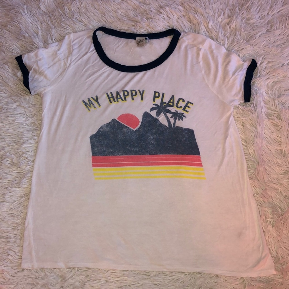 Cute white graphic tee